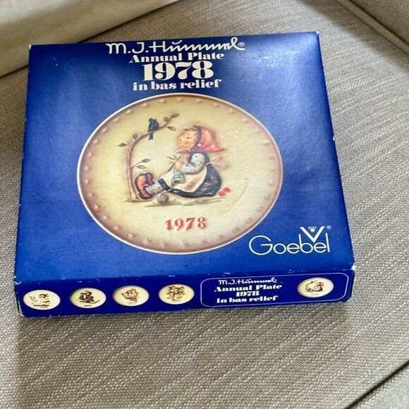 MJ Hummel annual plate 1978 vintage collectors plate - Picture 12 of 12